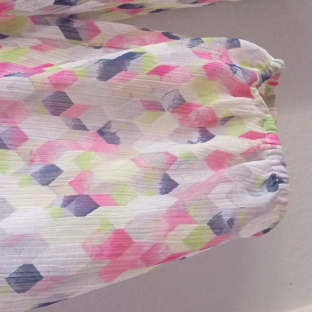 Colorful sheer blouse - Picture 3 of 4